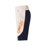 MAVEN SCRUB SHORT